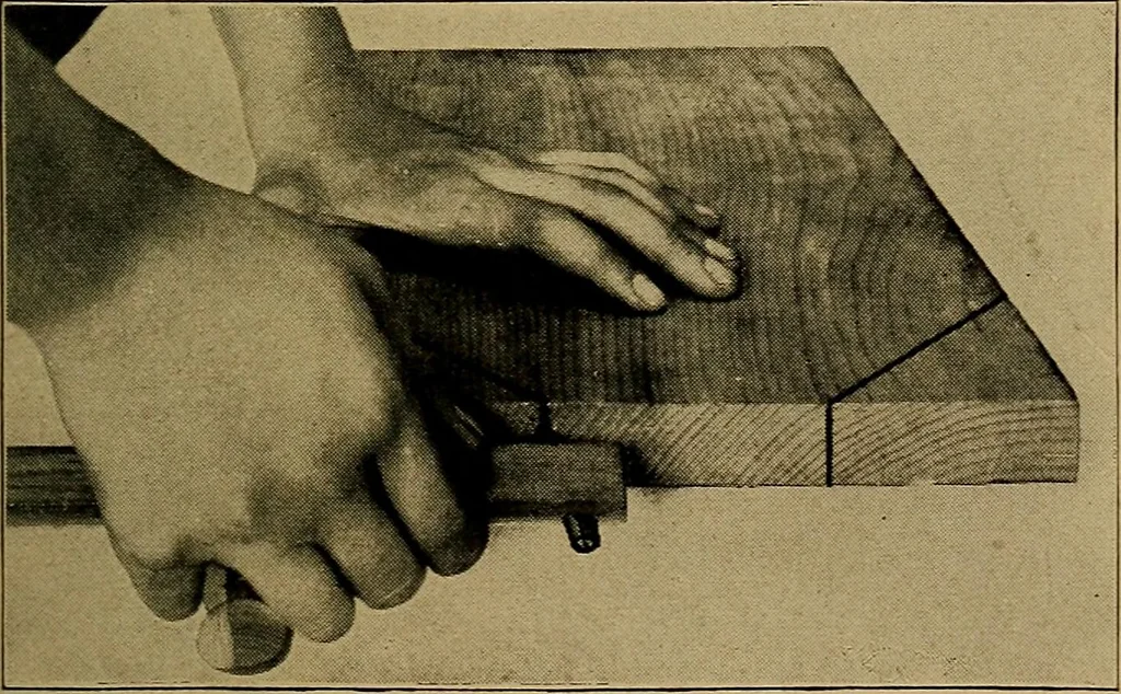 An illustration from Woodwork for the grades, for use in manual training classes; fully illustrated with three hundred half-tone engravings from actual shop practice, and many working drawings of educational shop problems, 1913, leaf 114