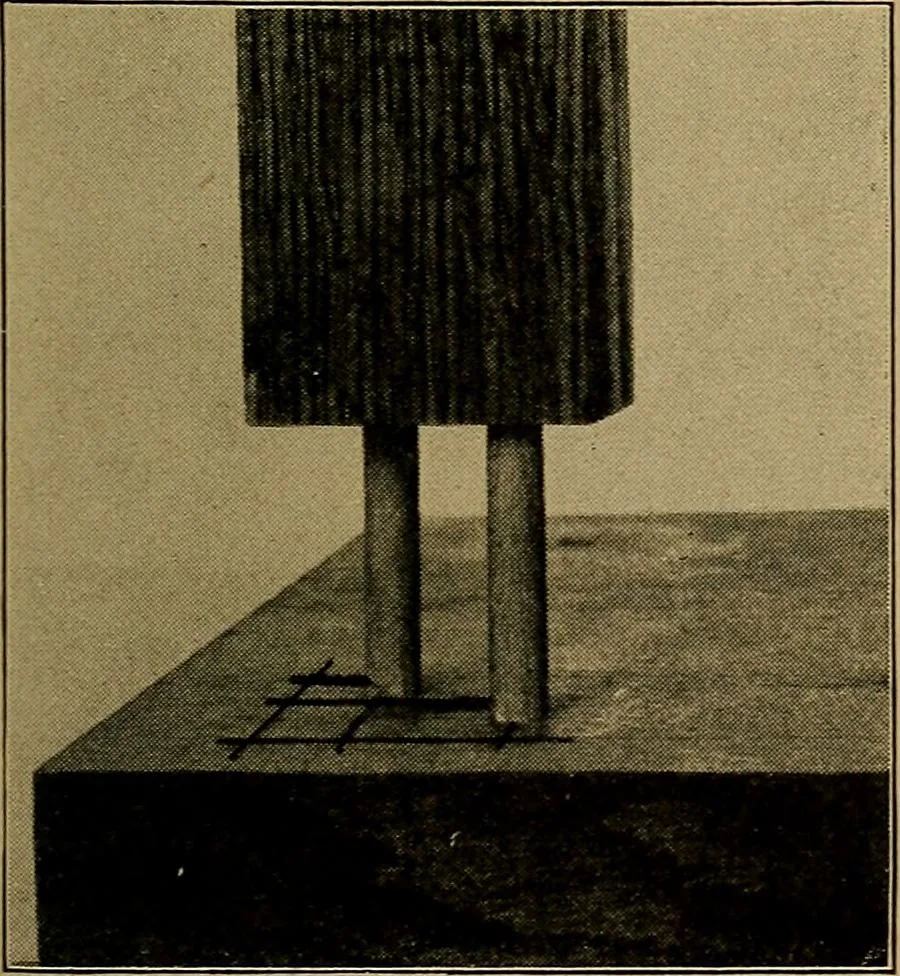 An illustration from Woodwork for the grades, for use in manual training classes; fully illustrated with three hundred half-tone engravings from actual shop practice, and many working drawings of educational shop problems, 1913, leaf 128