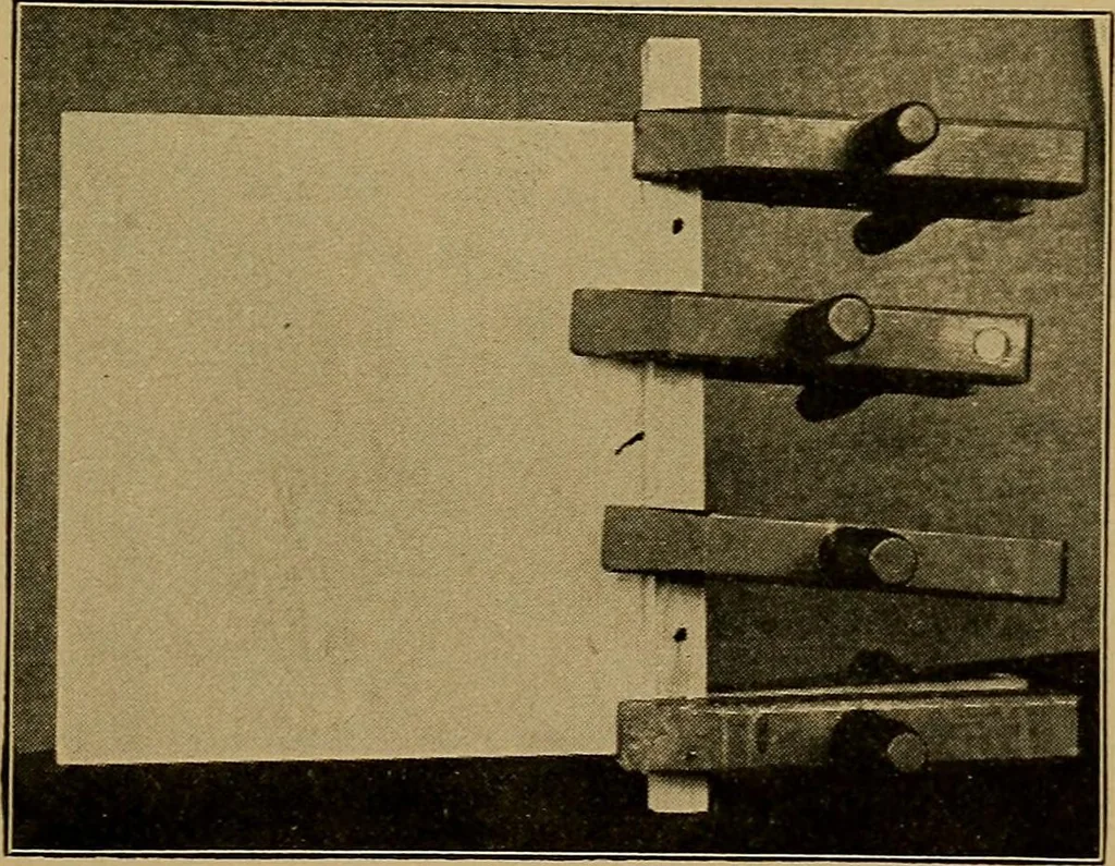 An illustration from Woodwork for the grades, for use in manual training classes; fully illustrated with three hundred half-tone engravings from actual shop practice, and many working drawings of educational shop problems, 1913, leaf 152