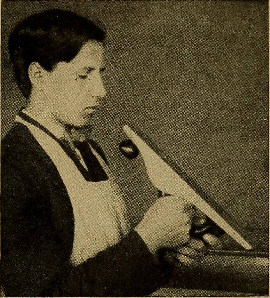 An illustration from Woodwork for the grades, for use in manual training classes; fully illustrated with three hundred half-tone engravings from actual shop practice, and many working drawings of educational shop problems, 1913, leaf 24