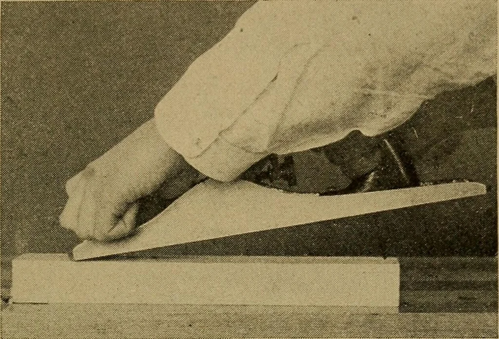 An illustration from Woodwork for the grades, for use in manual training classes; fully illustrated with three hundred half-tone engravings from actual shop practice, and many working drawings of educational shop problems, 1913, leaf 42