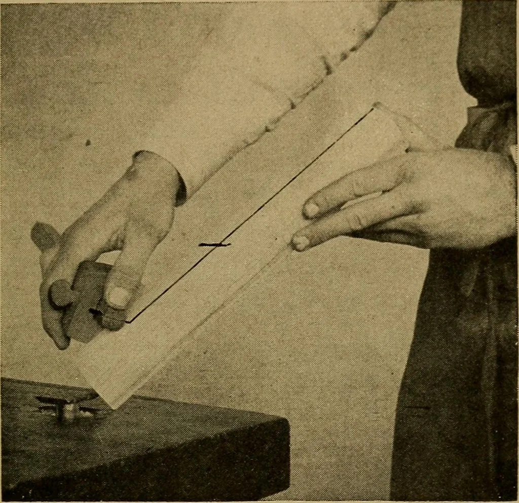An illustration from Woodwork for the grades, for use in manual training classes; fully illustrated with three hundred half-tone engravings from actual shop practice, and many working drawings of educational shop problems, 1913, leaf 52