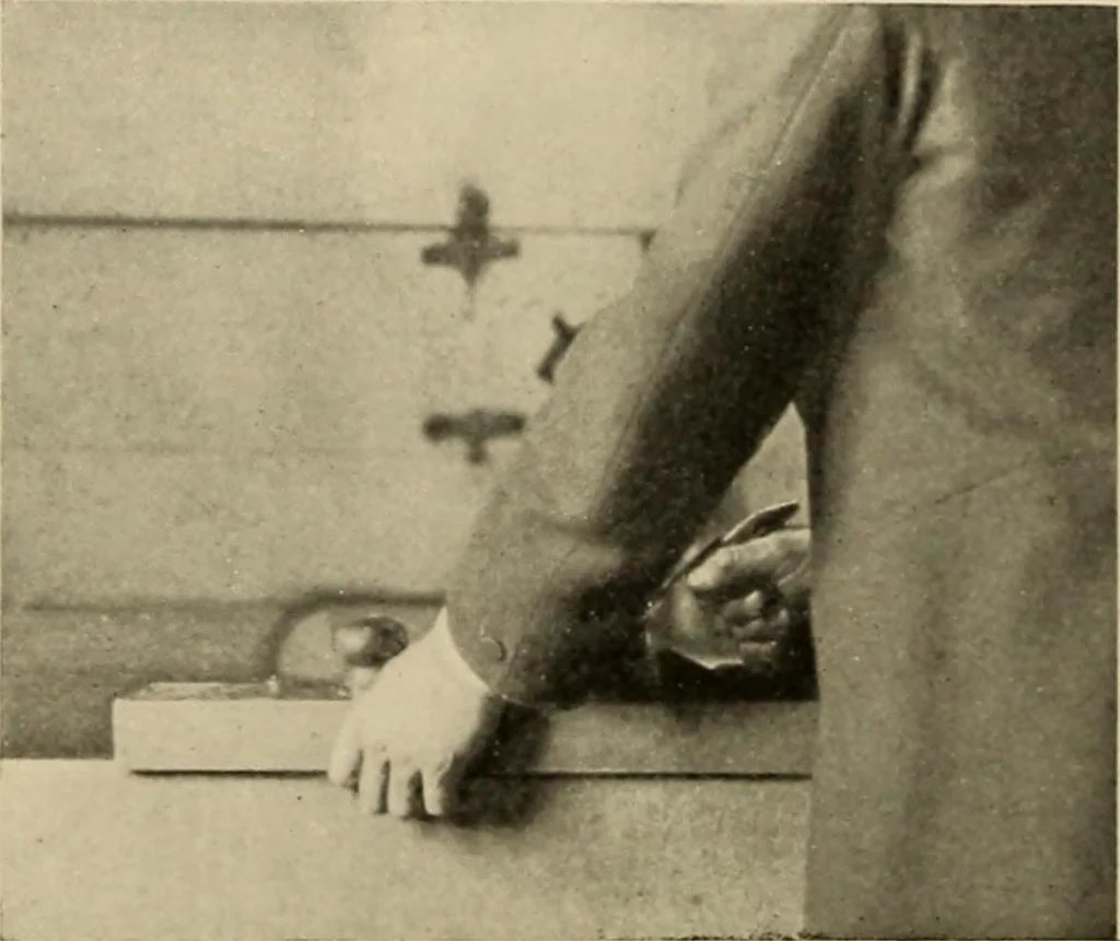An illustration from Woodworking for beginners; a manual for amateurs, 1900, leaf 419