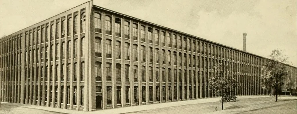 An illustration from Wool and cotton in all forms from yarn to fabric, 1921, leaf 47