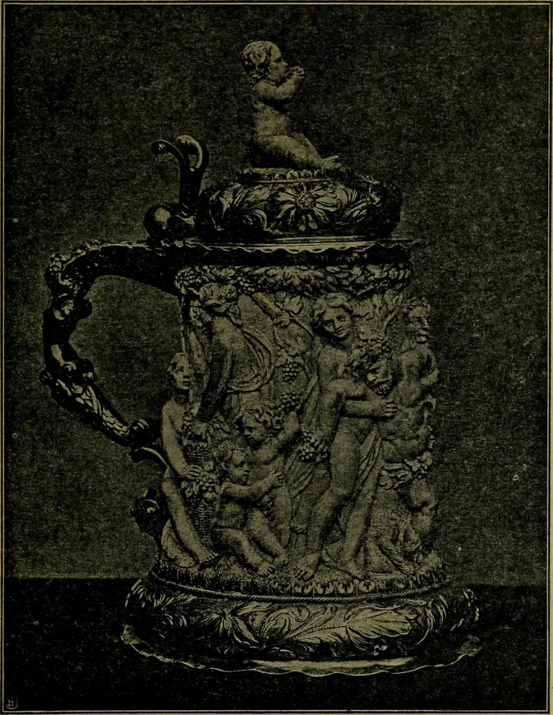 An illustration from XIV [i.e. Vierzehnter] Verbandstag Verband deutscher Juweliere, Gold- & Silberschmiede Strassburg, vom 7.-11. August 1914 : verbunden mit einer Ausstellung alter & neuer Goldschmiedearbeiten und Uhren, 1914, leaf 48