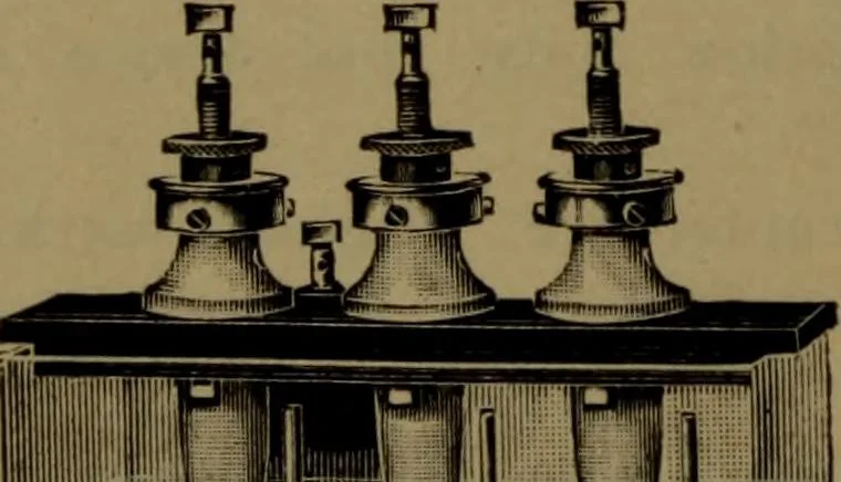 An illustration from X-ray apparatus : complete outfits and accessories for X-ray laboratories, 1908, leaf 19