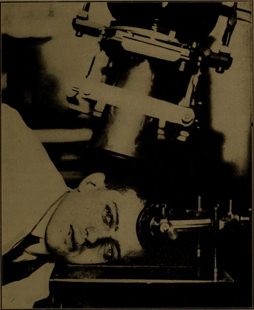 An illustration from X-ray manual : U.S. Army, 1917, leaf 214