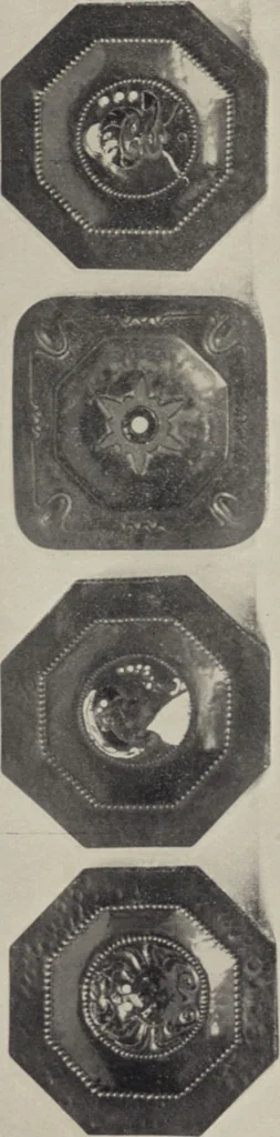 An illustration from Vulkania, Prostějov. Odděleni I., Dekorativní a praktické umělecké́ předměty pro výzdobu bytu = Section I. Objets d'art en métal pratiques et décoratifs pour l'ornement du logis, 1907, leaf 13