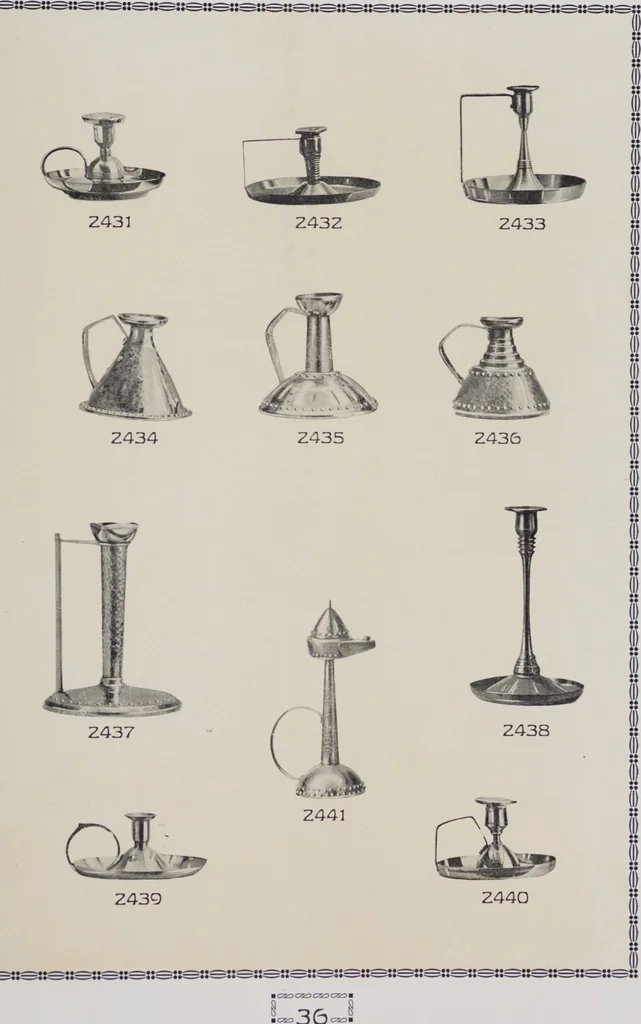 An illustration from Vulkania, Prostějov. Odděleni I., Dekorativní a praktické umělecké́ předměty pro výzdobu bytu = Section I. Objets d'art en métal pratiques et décoratifs pour l'ornement du logis, 1907, leaf 23
