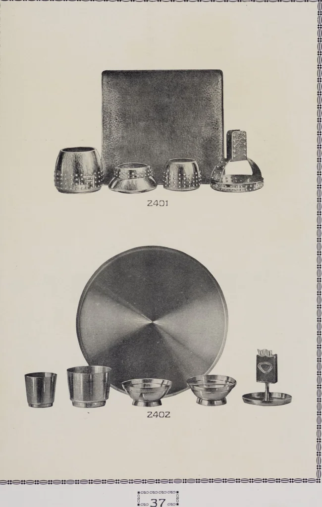 An illustration from Vulkania, Prostějov. Odděleni I., Dekorativní a praktické umělecké́ předměty pro výzdobu bytu = Section I. Objets d'art en métal pratiques et décoratifs pour l'ornement du logis, 1907, leaf 24