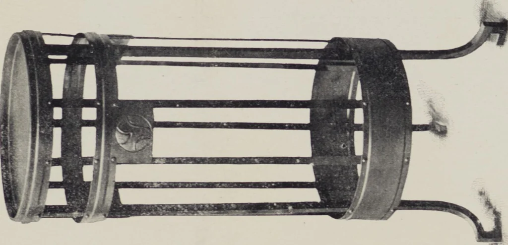 An illustration from Vulkania, Prostějov. Odděleni I., Dekorativní a praktické umělecké́ předměty pro výzdobu bytu = Section I. Objets d'art en métal pratiques et décoratifs pour l'ornement du logis, 1907, leaf 25
