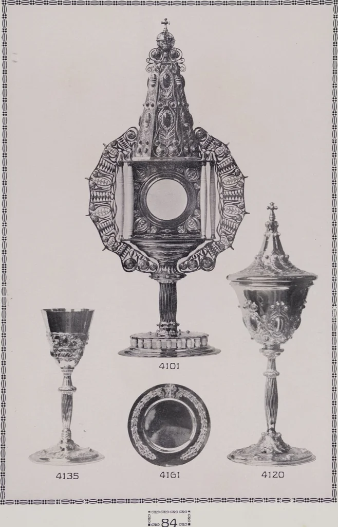 An illustration from Vulkania, Prostějov. Odděleni I., Dekorativní a praktické umělecké́ předměty pro výzdobu bytu = Section I. Objets d'art en métal pratiques et décoratifs pour l'ornement du logis, 1907, leaf 42