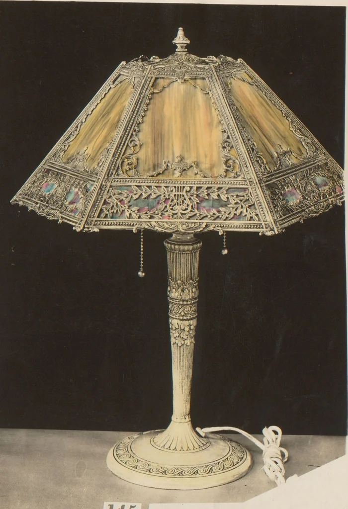 An illustration from Albert Sechrist Manufacturing Company collection, 1919, leaf 6