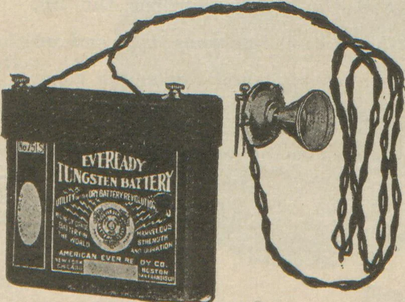 An illustration from Carl Fischer new competition catalog of band instruments and specialities pertaining to military bands, 1919, leaf 32