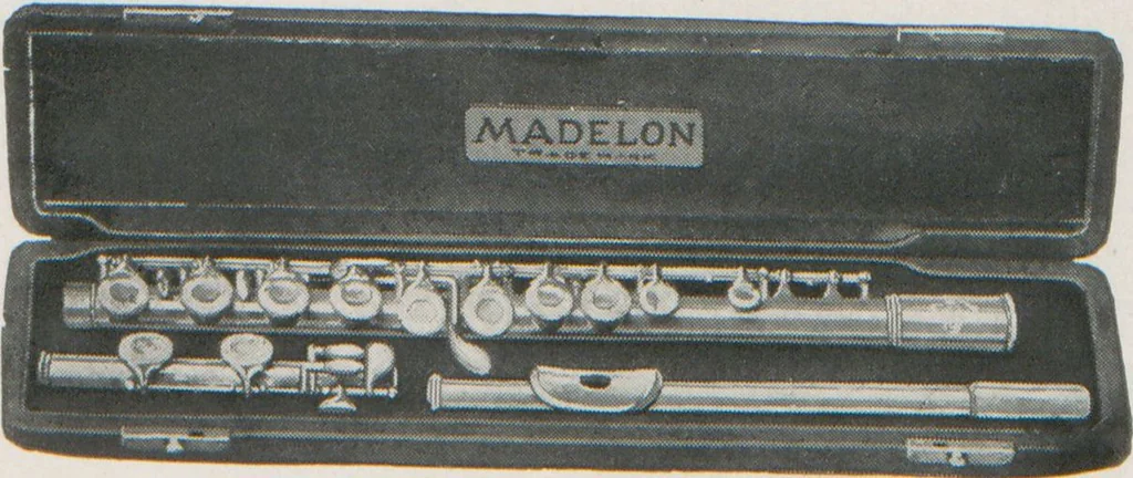 An illustration from Musical merchandise catalog / The Vega Co, 1920, leaf 38