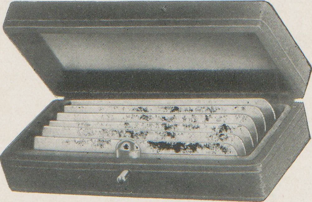An illustration from Musical merchandise catalog / The Vega Co, 1920, leaf 44