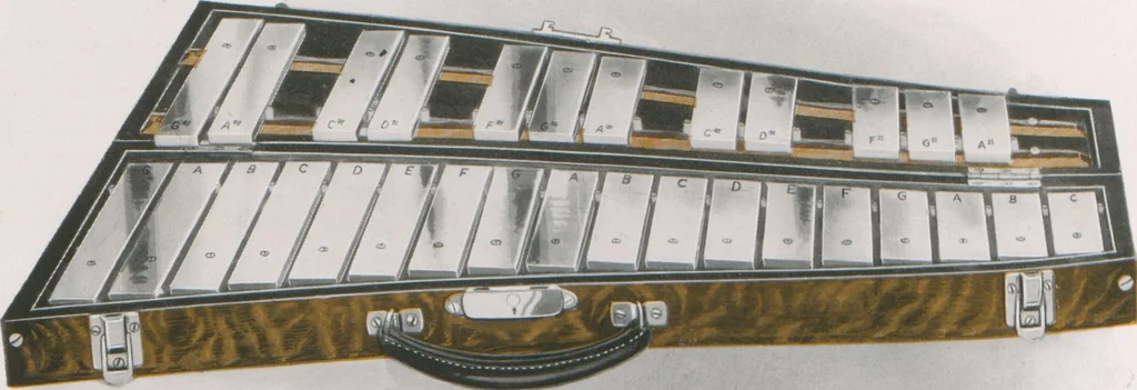An illustration from Catalogue M / J.C. Deagan Musical Bells Inc, 1917, leaf 19