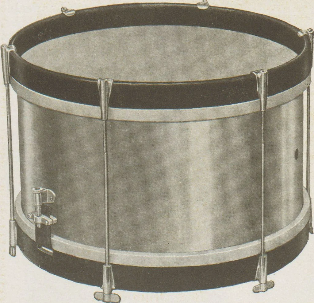 An illustration from Band and orchestra instruments / Selmer, 1917, leaf 24