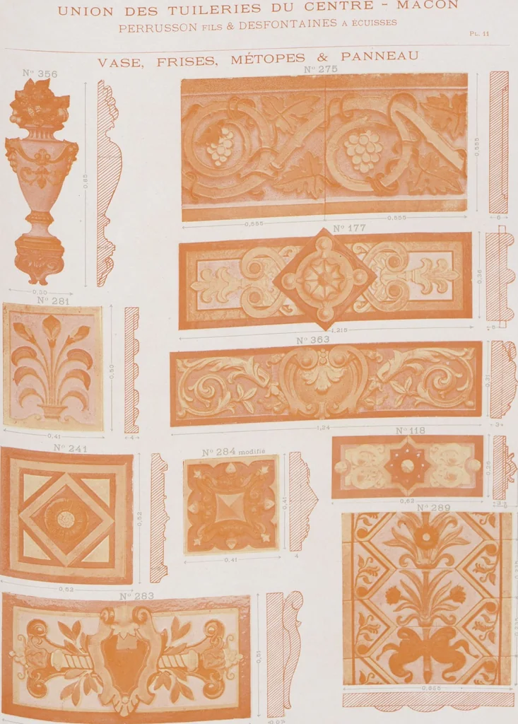 An illustration from Céramique décorative / Union des tuileries du centre, 1905, leaf 49