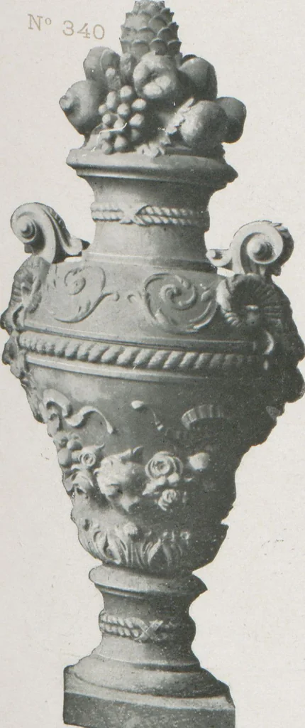 An illustration from Céramique décorative / Union des tuileries du centre, 1905, leaf 63
