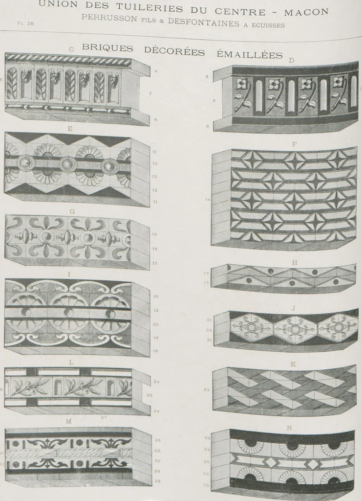 An illustration from Céramique décorative / Union des tuileries du centre, 1905, leaf 66