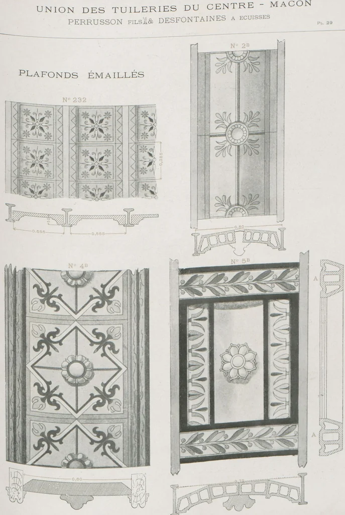 An illustration from Céramique décorative / Union des tuileries du centre, 1905, leaf 67