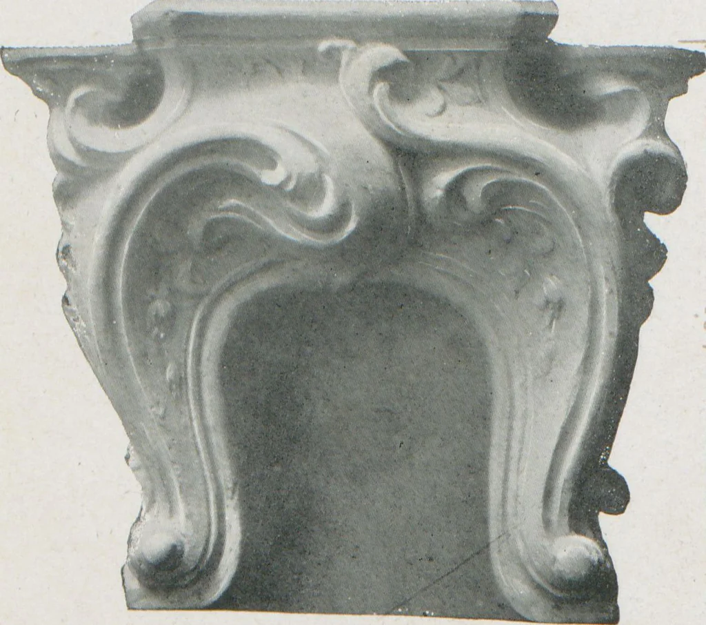 An illustration from Céramique décorative / Union des tuileries du centre, 1905, leaf 68