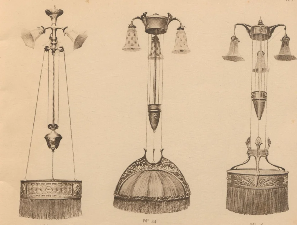 An illustration from Meubles d'art, 1919, leaf 13