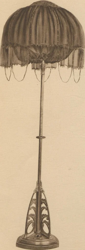 An illustration from Meubles d'art, 1919, leaf 15