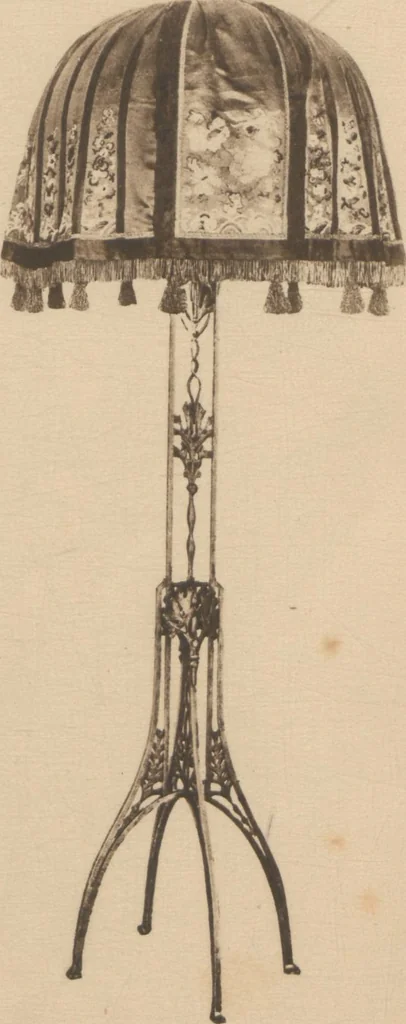 An illustration from Meubles d'art, 1919, leaf 15