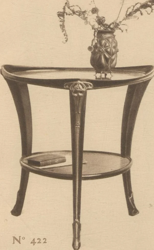 An illustration from Meubles d'art, 1919, leaf 29