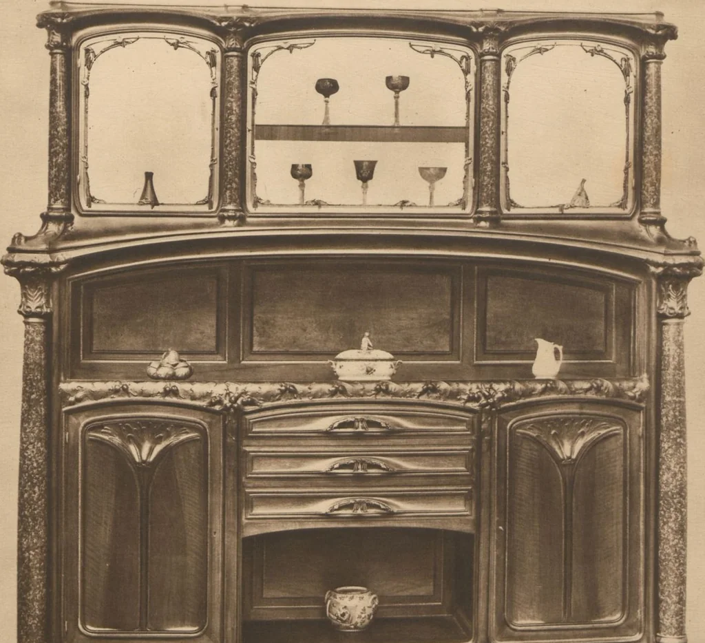 An illustration from Meubles d'art, 1919, leaf 79