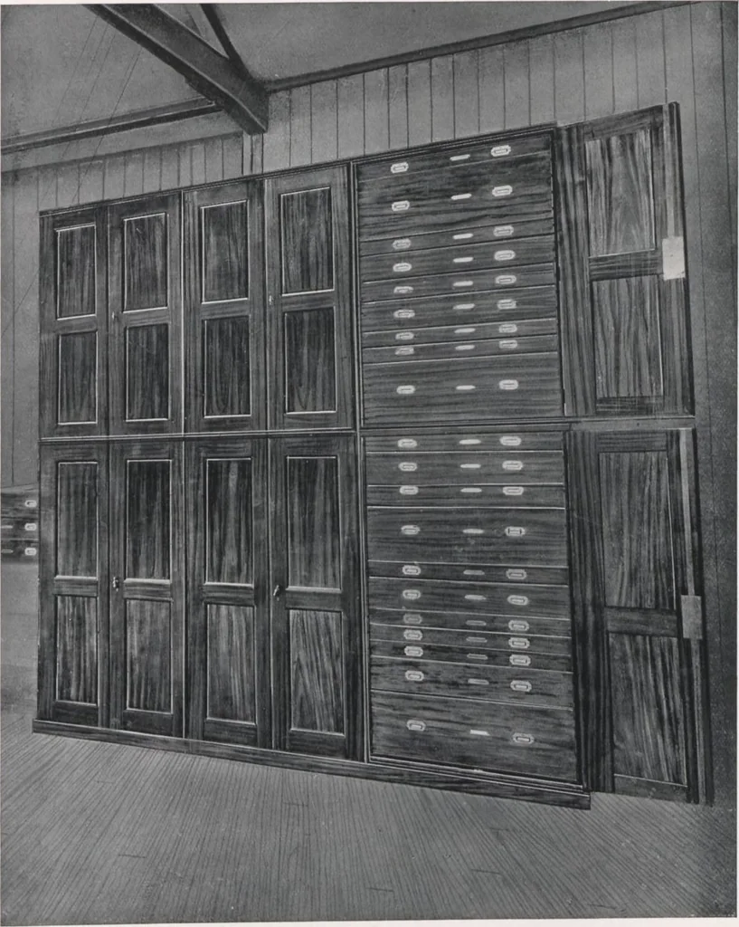 An illustration from General catalogue of show cases, fittings, book cases, stands &c., executed for H.M. Government at the British & Natural History museums, 1907, leaf 119