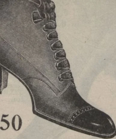 An illustration from New York City's latest fall and winter styles for 1906-1907 : catalogue no. 42 / Siegel Cooper Co, 1906, leaf 135