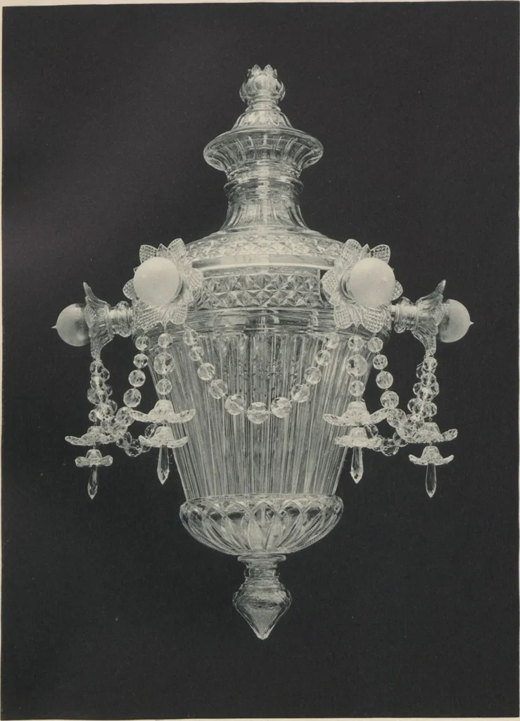 An illustration from Tarif des articles d'eclairage / Compagnie des cristalleries de Baccarat, 1907, leaf 106