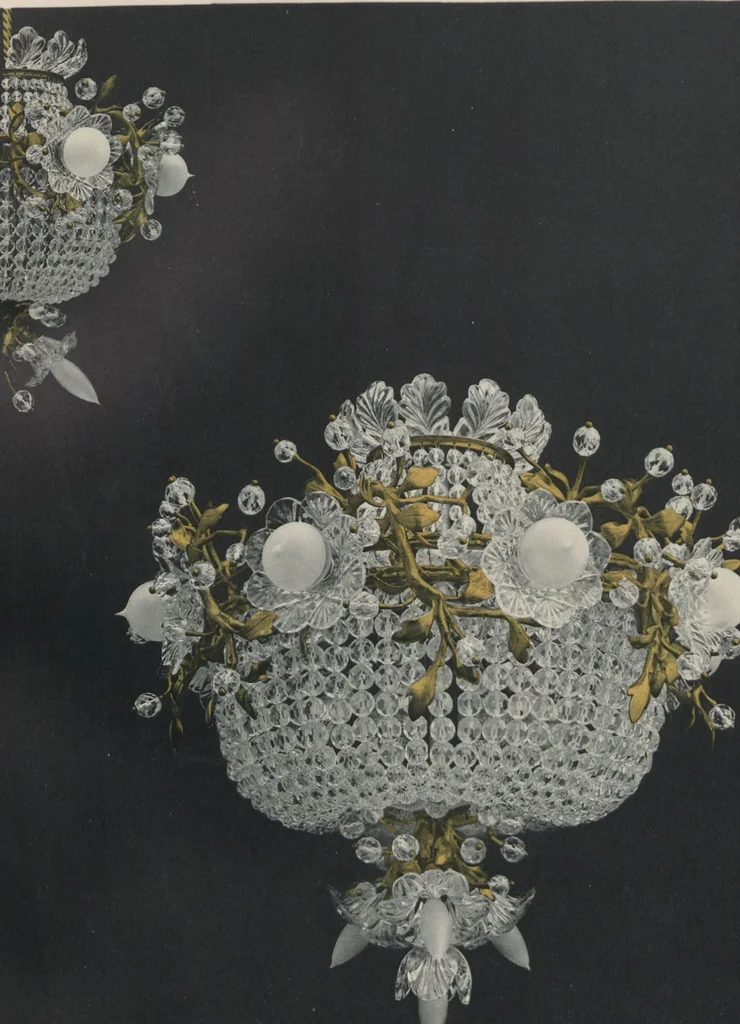 An illustration from Tarif des articles d'eclairage / Compagnie des cristalleries de Baccarat, 1907, leaf 108