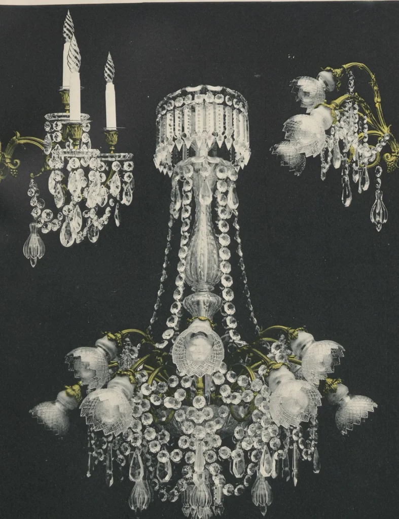An illustration from Tarif des articles d'eclairage / Compagnie des cristalleries de Baccarat, 1907, leaf 126