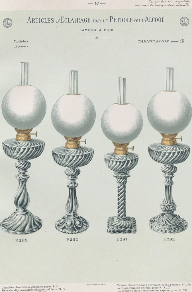 An illustration from Tarif des articles d'eclairage / Compagnie des cristalleries de Baccarat, 1907, leaf 65