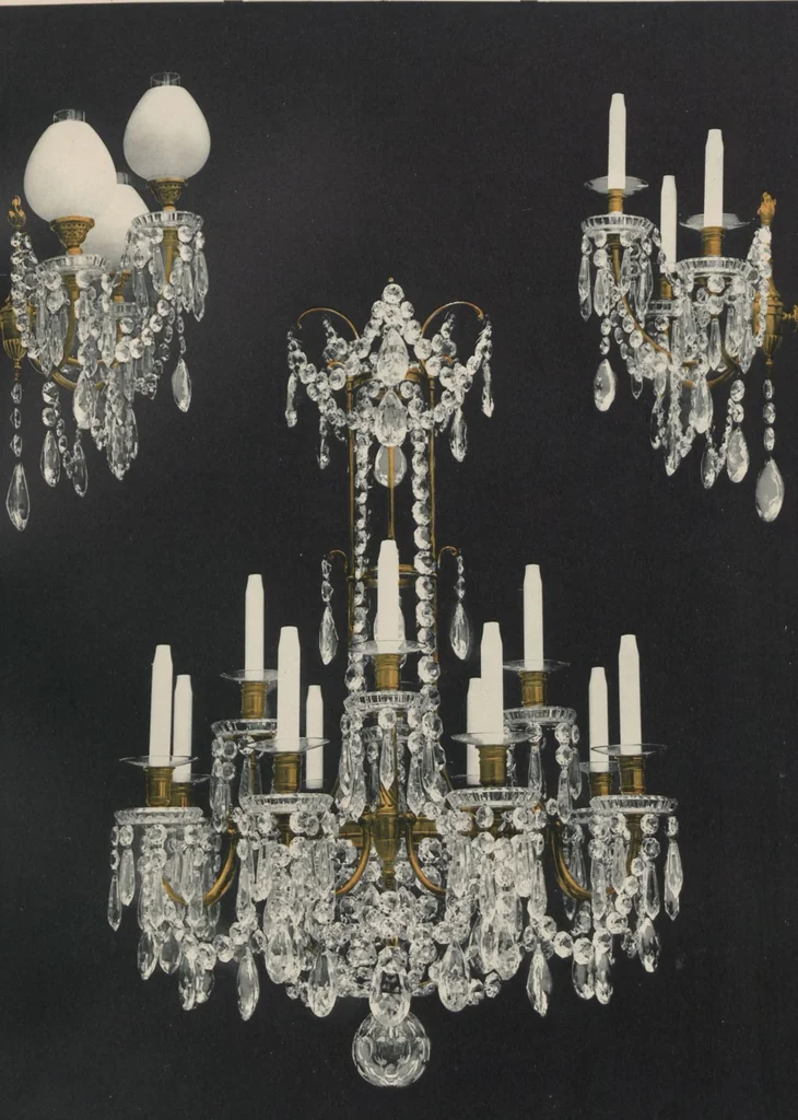 An illustration from Tarif des articles d'eclairage / Compagnie des cristalleries de Baccarat, 1907, leaf 84