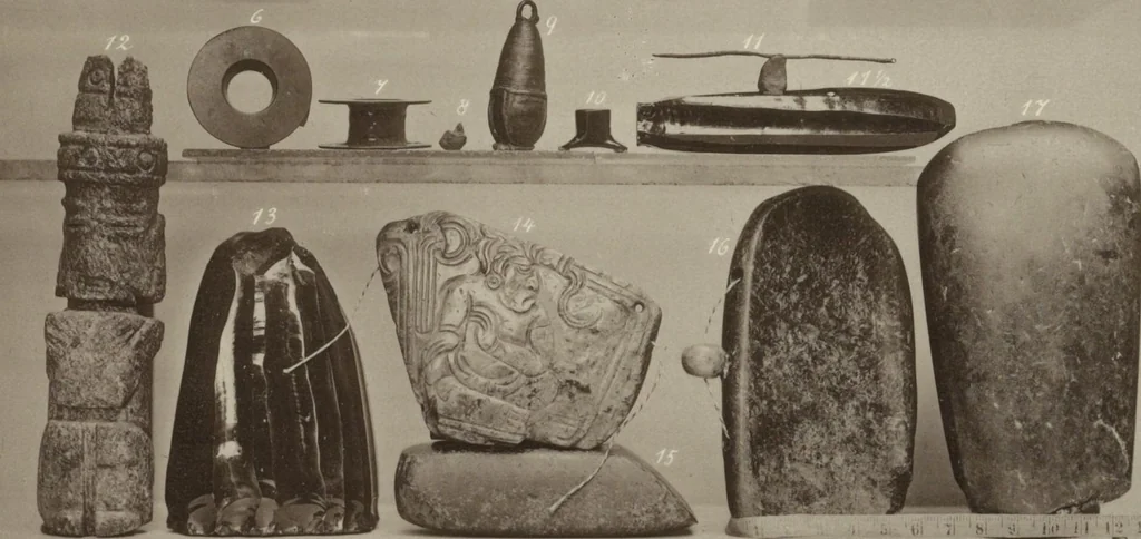 An illustration from Alt-Mexico : Archäologische Beiträge zur Kulturgeschichte seiner Bewohner : [volume 2] / von Hermann Strebel, 1885, leaf 187