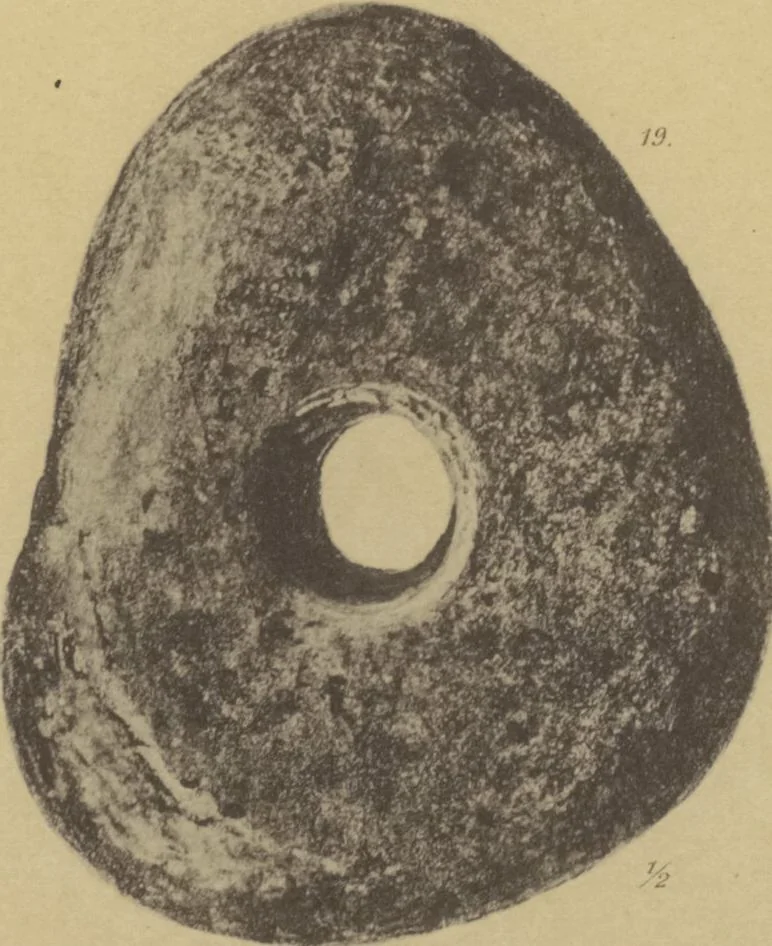 An illustration from Kultur und Industrie südamerikanischer Völker : nach dem im Besitze des Museums für Völkerkunde zu Leipzig befindlichen Sammlungen : [volume 1] / von A. Stübel, W. Reiss und B. Koppel ; Text und Beschreibung der Tafeln von Max Uhle, 1889, leaf 180