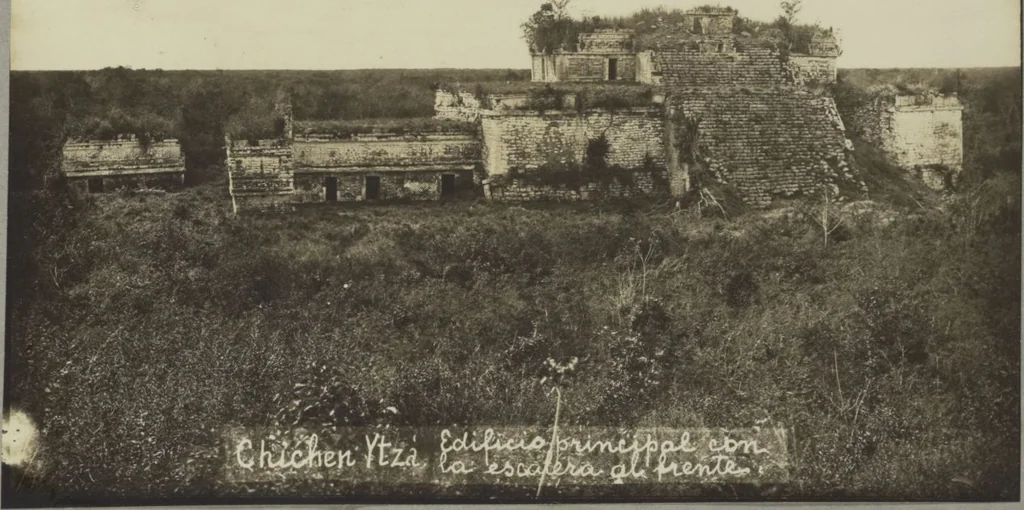 An illustration from 50 original photos of Mexican antiquities, circa 1900-1904 / [ca. half by commerical, half by a competent amateur], 1900, leaf 17