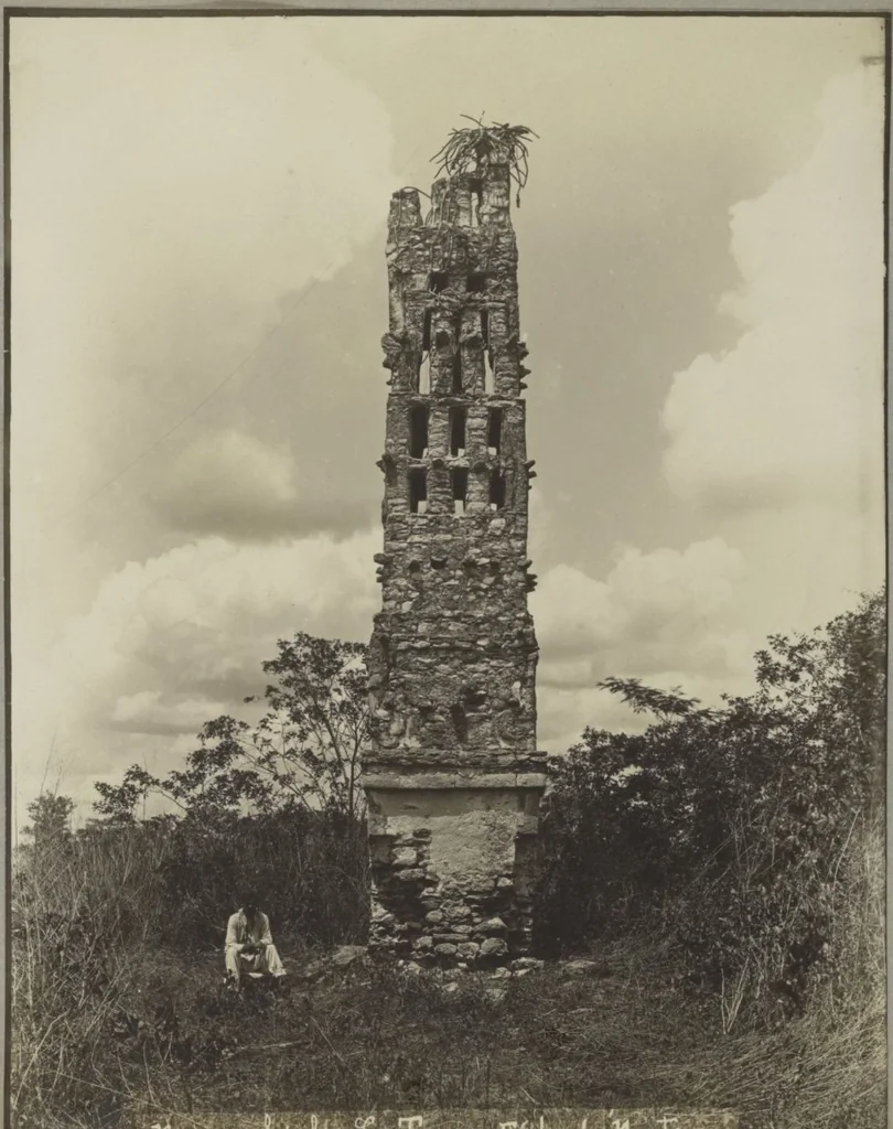 An illustration from 50 original photos of Mexican antiquities, circa 1900-1904 / [ca. half by commerical, half by a competent amateur], 1900, leaf 19