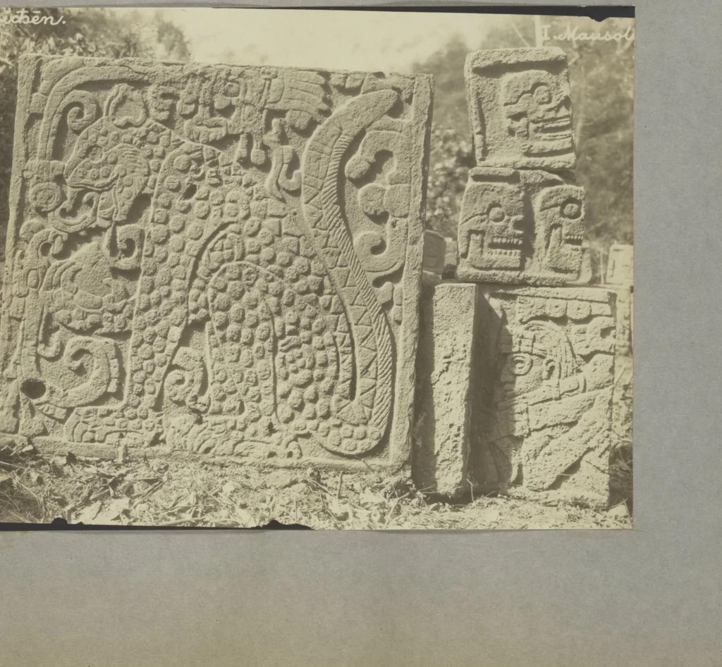 An illustration from 50 original photos of Mexican antiquities, circa 1900-1904 / [ca. half by commerical, half by a competent amateur], 1900, leaf 41