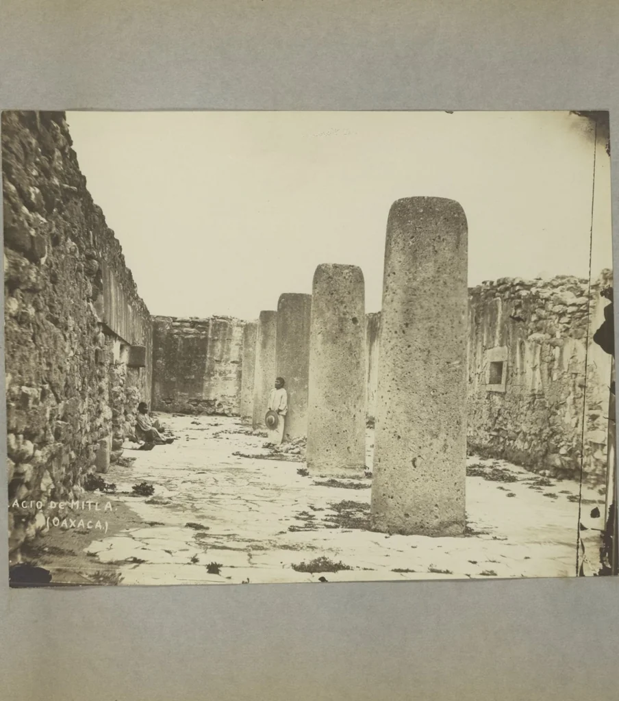 An illustration from 50 original photos of Mexican antiquities, circa 1900-1904 / [ca. half by commerical, half by a competent amateur], 1900, leaf 55