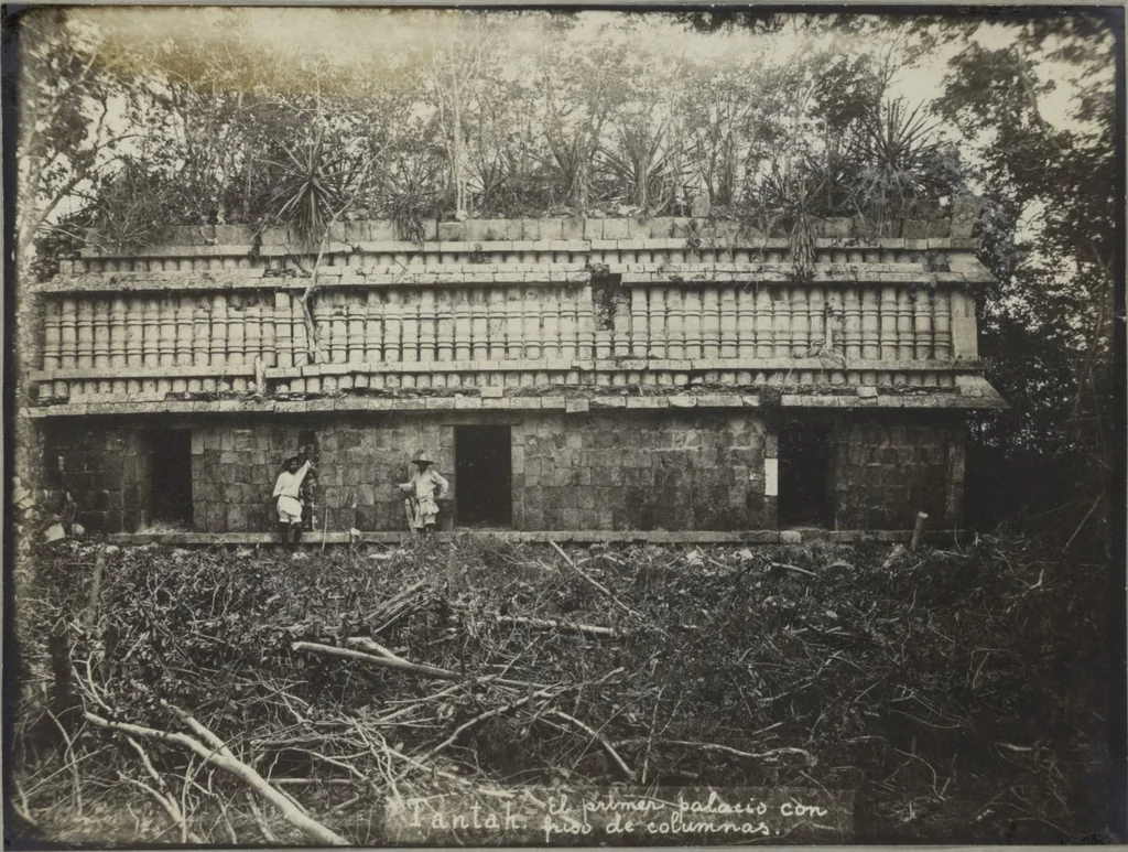 An illustration from 50 original photos of Mexican antiquities, circa 1900-1904 / [ca. half by commerical, half by a competent amateur], 1900, leaf 71