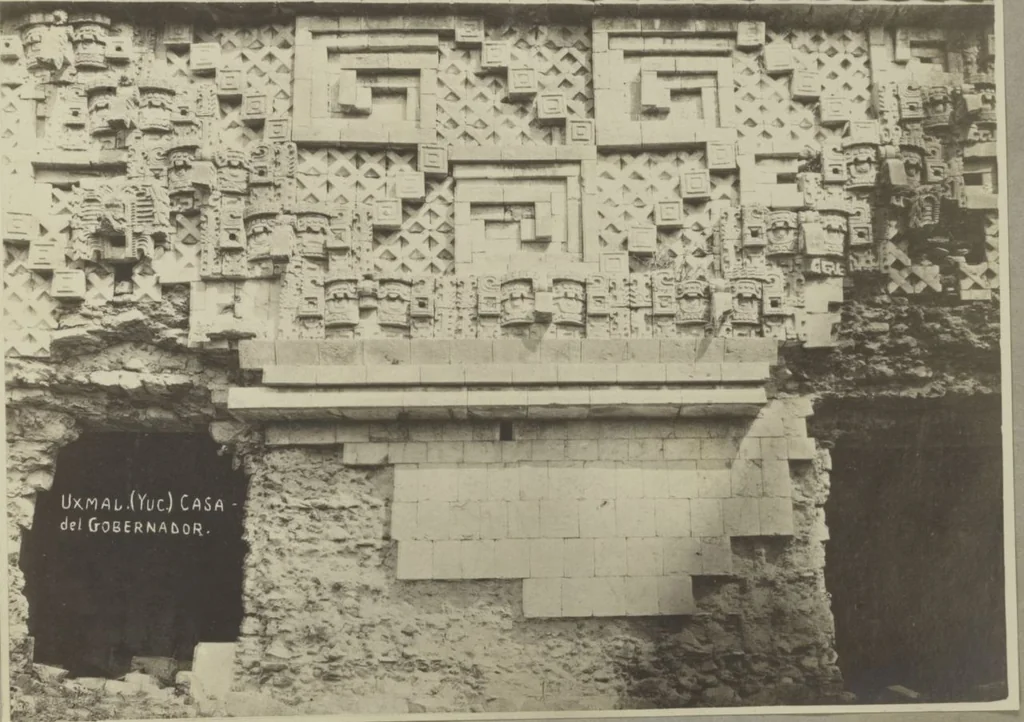 An illustration from 50 original photos of Mexican antiquities, circa 1900-1904 / [ca. half by commerical, half by a competent amateur], 1900, leaf 97