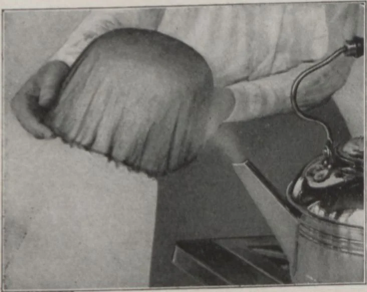 An illustration from Individuality in millinery, 1921, leaf 25