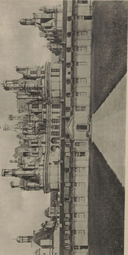 An illustration from Chambord : notice sur les travaux de restauration exécutés au château de 1882 à 1894 / par MM. Desbois père et fils, 1894, leaf 21