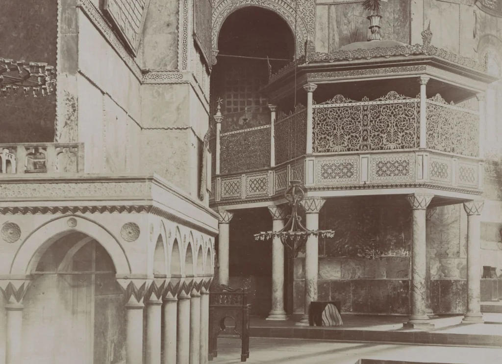 An illustration from [Album of Egyptian and Turkish photographs. Volume 1 / assembled by Rudolf H. and Lulu Reinhart in 1906 on their wedding trip], 1906, leaf 53